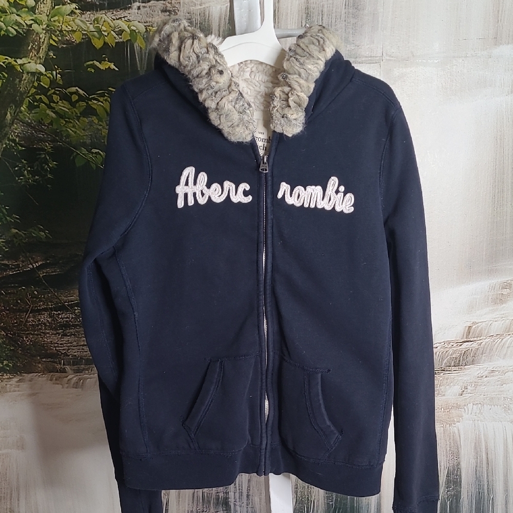 Abercrombie & Fitch Adult Large Vintage Classic Navy Hoodie with Faux Fur Trim